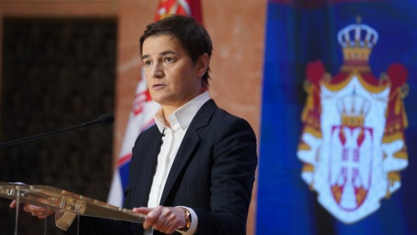 БРНАБИЋ ОДБРУСИЛА БОРКУ СТЕФАНОВИЋУ: Од данас Србија поново почиње да побеђује! Време терора је иза нас! (ФОТО)