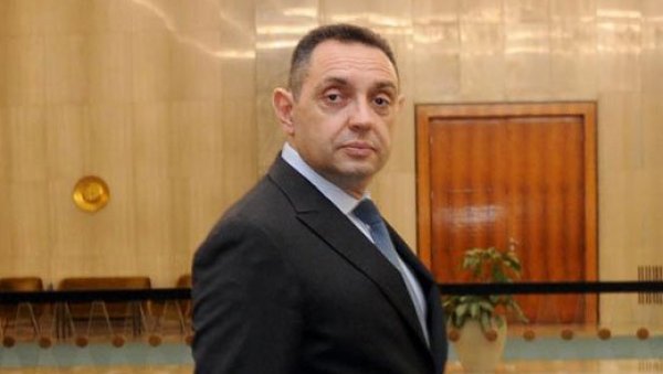 ВУЛИНОВА ПАРТИЈА О МУНИЦИЈИ У УКРАЈИНИ: Србија да покрене тужбе пред домаћим и страним судовима ВУЛИНОВА ПАРТИЈА О МУНИЦИЈИ У УКРАЈИНИ: Србија да покрене тужбе пред домаћим и страним судовима