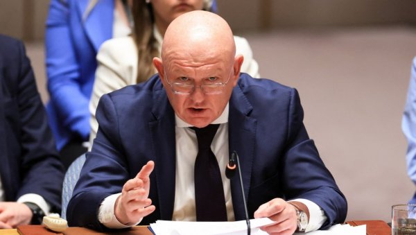 НЕБЕНЗЈА ОДУВАО ЛАЖНОГ ВИСОКОГ ПРЕДСТАВНИКА ШМИТА, ПА ИЗАШАО ИЗ САЛЕ: Нећу да те слушам, немаш право да говориш! НЕБЕНЗЈА ОДУВАО ЛАЖНОГ ВИСОКОГ ПРЕДСТАВНИКА ШМИТА, ПА ИЗАШАО ИЗ САЛЕ: Нећу да те слушам, немаш право да говориш!