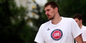 Jokić prespavao kod Italijanke u hotelu, njen muž dobio sliku i odlepio: Nije ni znala ko je, nastao opšti haos (FOTO)