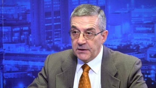 СРЂА ТРИФКОВИЋ О НОВОЈ ФАРСИ У ДЕЈТОНУ: Шта су у ствари Американци поручили Српској? СРЂА ТРИФКОВИЋ О НОВОЈ ФАРСИ У ДЕЈТОНУ: Шта су у ствари Американци поручили Српској?