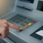 PODIZANjE GOTOVINE SA BANKOMATA VIŠE NEĆE BITI ISTO: Svi će morati da se prilagode novim pravilima