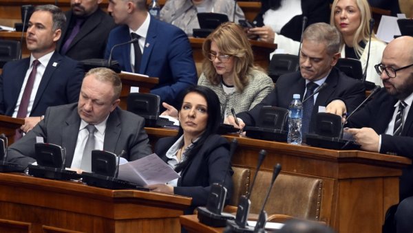 НИ ПОСЛЕ 13 ГОДИНА, ОПОЗИЦИЈА НЕ МОЖЕ НИЈЕДНУ ОПШТИНУ ДА ОСВОЈИ: Осим једне градске - Медијане у Нишу НИ ПОСЛЕ 13 ГОДИНА, ОПОЗИЦИЈА НЕ МОЖЕ НИЈЕДНУ ОПШТИНУ ДА ОСВОЈИ: Осим једне градске - Медијане у Нишу
