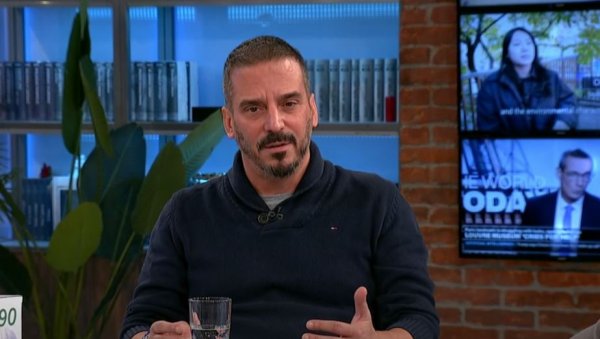 ГДЕ СТЕ САД ЛАЖНЕ СРБЕНДЕ?: Пипер се огласио након изјаве Лаврова о протестима у Србији ГДЕ СТЕ САД ЛАЖНЕ СРБЕНДЕ?: Пипер се огласио након изјаве Лаврова о протестима у Србији