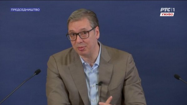 ОД ТА ПОСЛА НЕМА НИШТА: Вучић о најави блокадера да ће да упадну у Пионирски парк ОД ТА ПОСЛА НЕМА НИШТА: Вучић о најави блокадера да ће да упадну у Пионирски парк