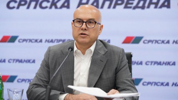 ДА НЕ ДОЂЕ ДО ЕСКАЛАЦИЈЕ СУКОБА Вучевић: Нећемо имати скуп Покрета на Видовдан ДА НЕ ДОЂЕ ДО ЕСКАЛАЦИЈЕ СУКОБА Вучевић: Нећемо имати скуп Покрета на Видовдан