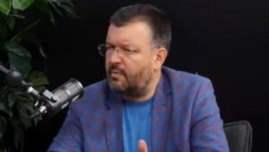 PROFESOR ANTIĆ: “Blokaderi idu ka terorizmu! Boriću se protiv njihovog totalitarizma a naročito ovog razmaženog iza kog stoji ko zna ko!”