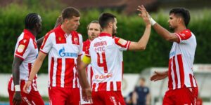 “Delije” besne, osuli drvlje i kamenje po upravi Zvezde zbog jedne stvari – “Uništavate srpski fudbal” (FOTO)
