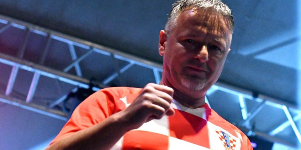 Pustio Tuđmanov govor, pa slavio pokolj Srba: Jeziv kraj Tompsonovog koncerta, dronovi na nebu ispisali "Oluja 95"
