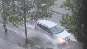 “VANREDNO PRAĆENjE SITUACIJE, IZDAVAĆEMO HITNA UPOZORENjA”: Oglasio se RHMZ