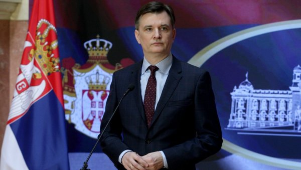 ОВО ЈЕ СРАМОТНО МЕШАЊЕ У УНУТРАШЊЕ СТВАРИ СРБИЈЕ Јованов одговорио на срамну изијаву Ирене Јовове (ФОТО) ОВО ЈЕ СРАМОТНО МЕШАЊЕ У УНУТРАШЊЕ СТВАРИ СРБИЈЕ Јованов одговорио на срамну изијаву Ирене Јовове (ФОТО)