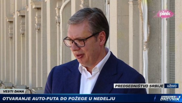 ВУЧИЋ ПОРУЧИО БЛОКАДЕРИМА: Нећемо скоро никада да вас дирамо, зато што сте мазохисти, себе уништавате, своје комшије ВУЧИЋ ПОРУЧИО БЛОКАДЕРИМА: Нећемо скоро никада да вас дирамо, зато што сте мазохисти, себе уништавате, своје комшије