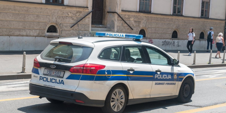 Hrvatska policija uhapsila Srbina koji je u automobilu držao drugog vezanog Srbina