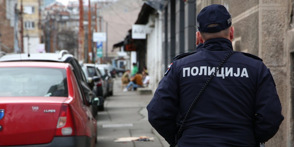 Ranjeni mladić odranije poznat policiji: Pucao po Pančevu, a onda izrešetan na kućnom pragu