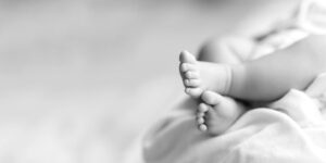Jeziva tragedija: Mrtva beba dovezena u bolnicu