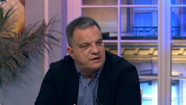 ПРЕД ШКОЛАМА КУРИКУЛАРНА РЕФОРМА, УЛАГАЊА У ДИГИТАЛИЗАЦИЈУ И ПРИМЕНА АИ: Министар Станковић најавио реформе у образовању