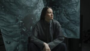 <div>MISTIČNA SNAGA DRINE: Slikarka Natalija Miladinović o izložbi velikih formata u Galeriji “Štab”</div>