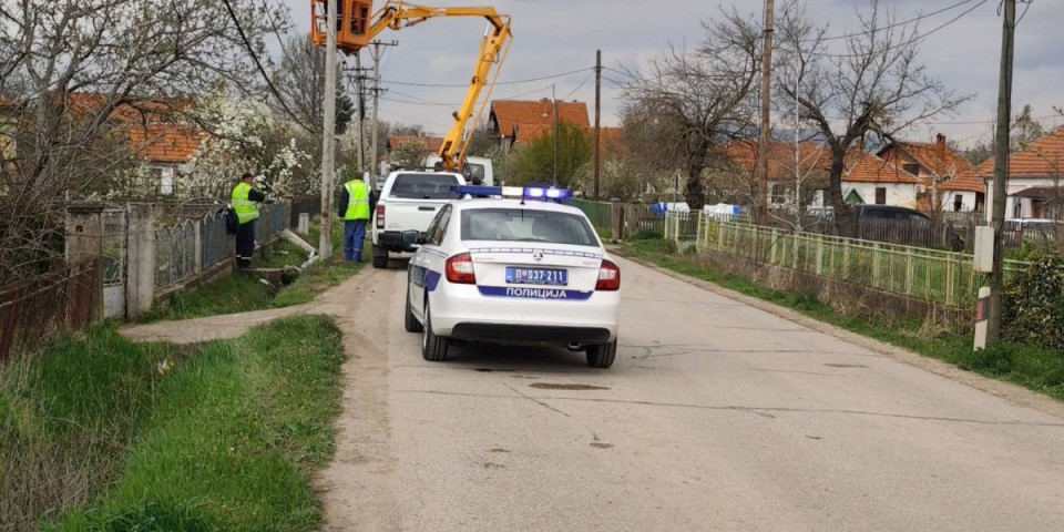 Kritično stanje povređene devojke (19): Novi detalji stravičnog udesa kod Aleksinca