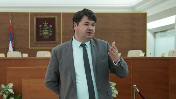 ВЛАДАН ПЕТРОВ: Неозбиљно да размишљам о другим функцијама, а на челу сам Уставног суда