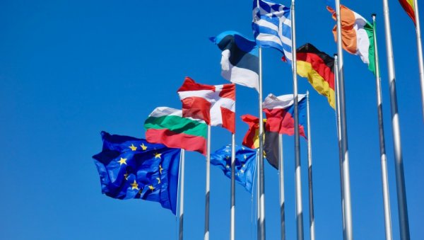 Сиве прогнозе за ЕУ: Неопходно је да стегну каиш, следе тешки месеци...